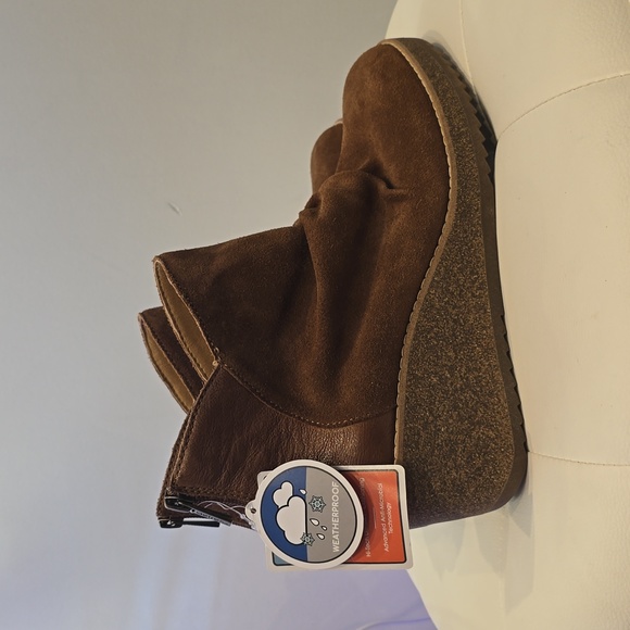 Aertex Kara Cognac brown wedge ankle zip boot New Weatherproof Arch Support - Picture 3 of 8